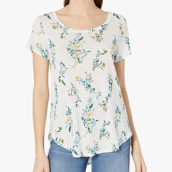 Lucky Brand Floral Vines short sleeve T shirt Marshmallow size small - Picture 1 of 10
